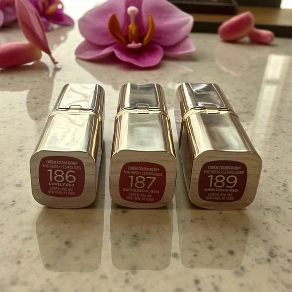 3x lot L’Oréal Paris Colour Riche Reds of Worth Satin Lipstick Shade 186 187 189 - Picture 4 of 5